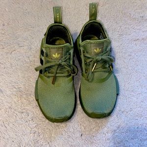 ADIDAS NMD R1 WOMEN’S 5.5 (fits 6.5)